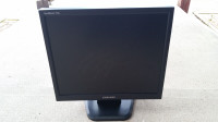 Samsung SyncMaster 712N (MJ17ASSBY) - LCD monitor - 17"