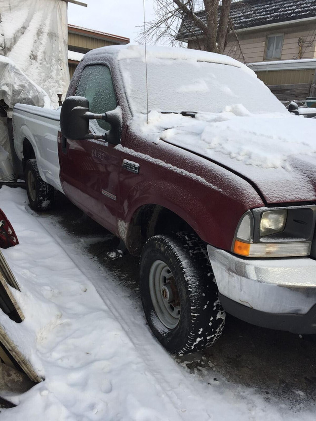Truck Ford 2004 4x4 & pelle neige VGA besoin inspection dans Autos et camions  à Laval/Rive Nord