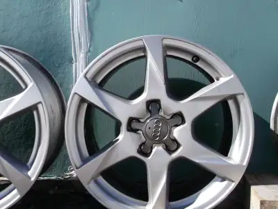 Audi factory wheels from a 2009 audi a4. only used in summer and no bends or cracks ...Very good con...