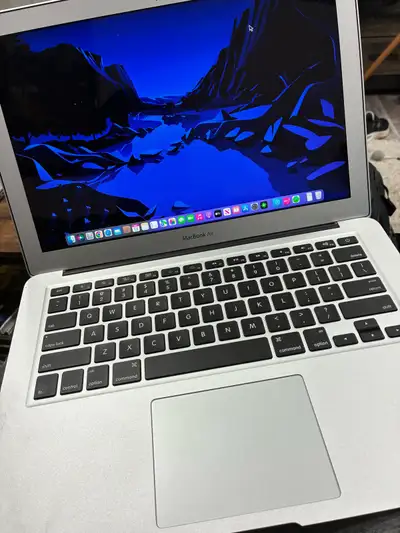 MacBook Air 2017 ( 256GB + 8GB Ram), View more