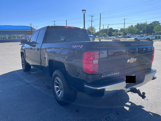 4x4 2017 Silverado 5.3L in Cars & Trucks in City of Toronto - Image 4