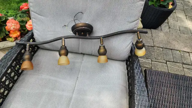 Ceiling Lights in Indoor Lighting & Fans in Mississauga / Peel Region - Image 2