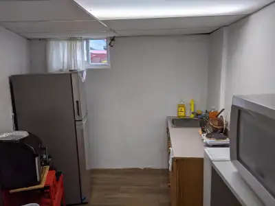 basement room to rent june 1st