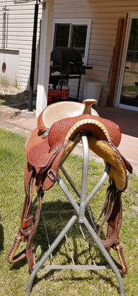 Custom made barrel saddle