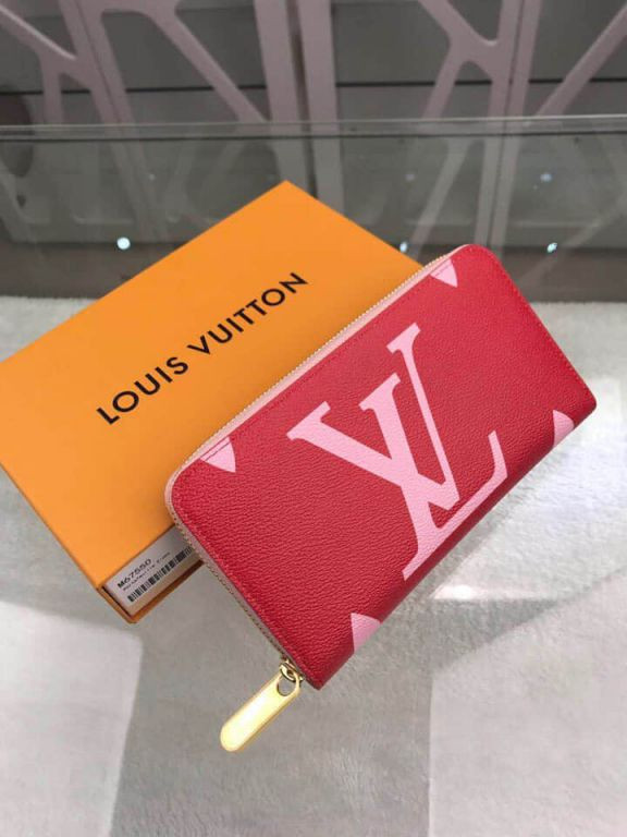 refurbished  LV Wallets Zip in Women's - Bags & Wallets in City of Toronto - Image 3