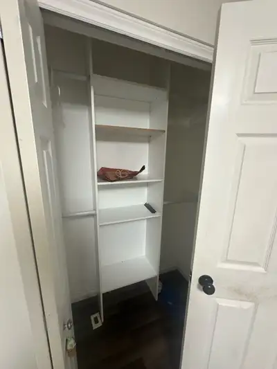 private room available for girl