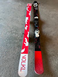 Used Volkl Ledge Skis 148cm