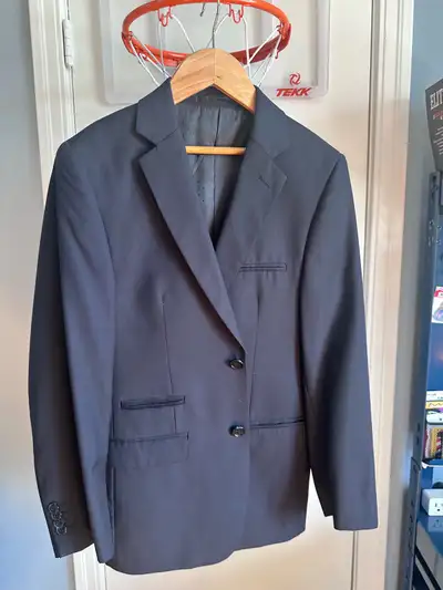 Boys’ l Blazer/Sport Coat: Size 14, View more