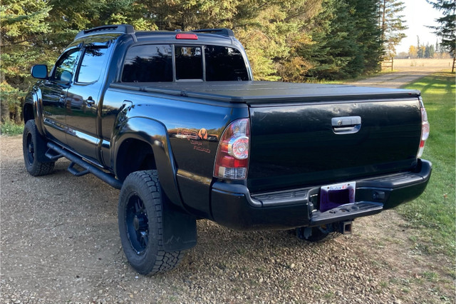 2009 Toyota Tacoma TRD Off-road in Cars & Trucks in Edmonton - Image 2
