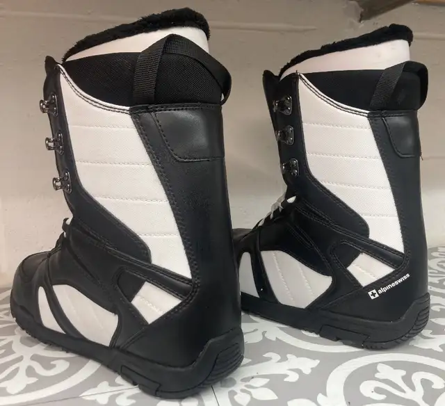 Alpine Swiss Men’s Snowboard  Boots Black & White (SIZE 8) in Snowboard in City of Toronto - Image 8