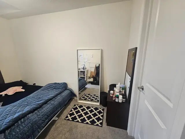 Private Room for rent for a girl in Long Term Rentals in Kitchener / Waterloo - Image 7