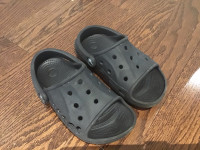 Crocs kids shoes size 10-11