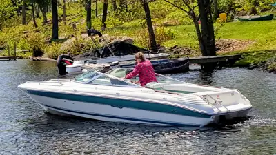 Sea Ray 200 BR Bowrider – 20.5 ft – $6,950 with Galvanized Trailer If you're looking for a solid, de...