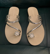 New Sandals 8.5