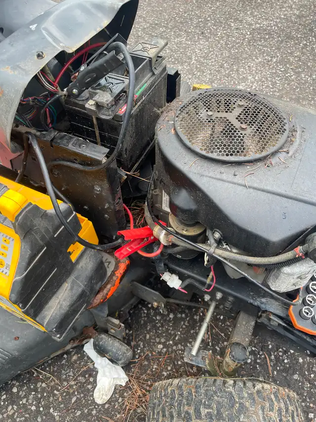 Snowblower Lawnmower RidingMower Repair in Lawnmowers & Leaf Blowers in Mississauga / Peel Region - Image 10