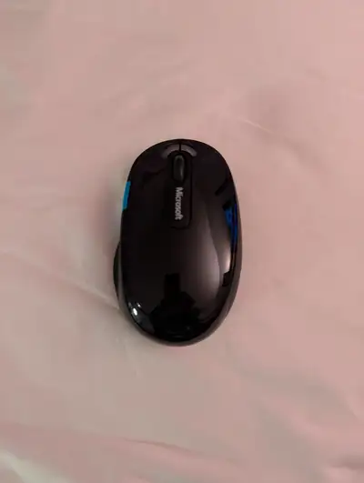 Mouse Microsoft Bluetooth - Yonge/Queen, View more