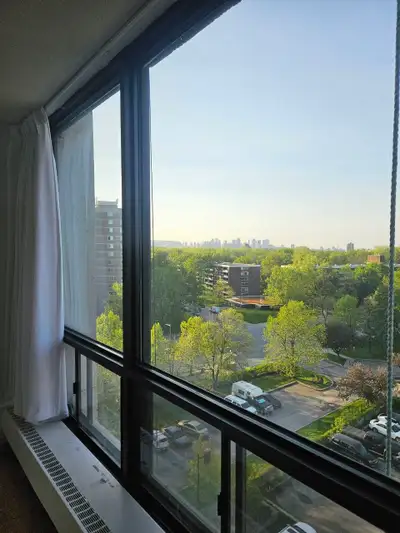 • Spacious and bright studio apartment with plenty of natural light • Conveniently located just a 2-...