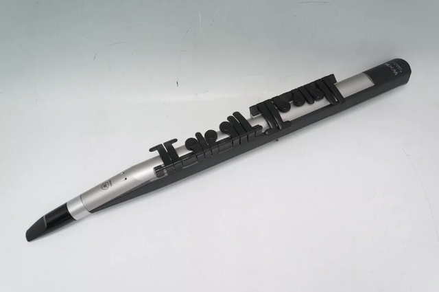 Yamaha WX-5 Midi Woodwind Controller in Pianos & Keyboards in City of Toronto - Image 2