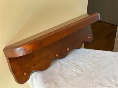 Jolie tablette murale décorative en bois massif, View more