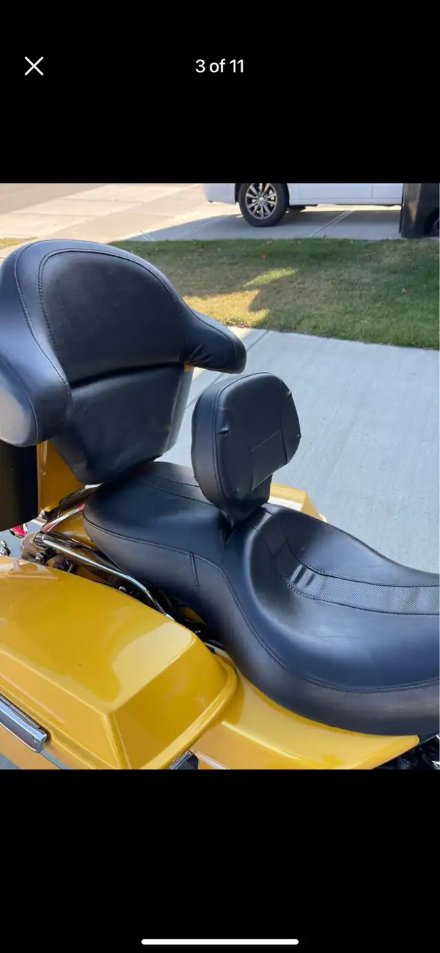 Beauty 2005 Harley Road Glide FLTRI in Touring in Kawartha Lakes - Image 9