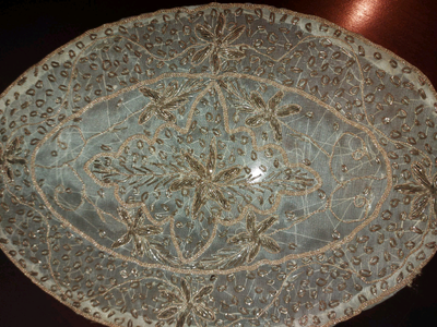 Gold Glitter Shiny Trim Design Oval Table Covers- 3 pieces, View more