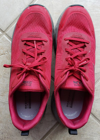 Men Skechers Go Run Running Shoes(Air Cooled GOGA  Mat)Size 12