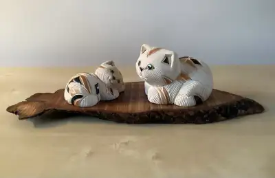 ARTESANIA RINCONADA Ceramic Calico Cat & Kitten Figurines VTG, View more