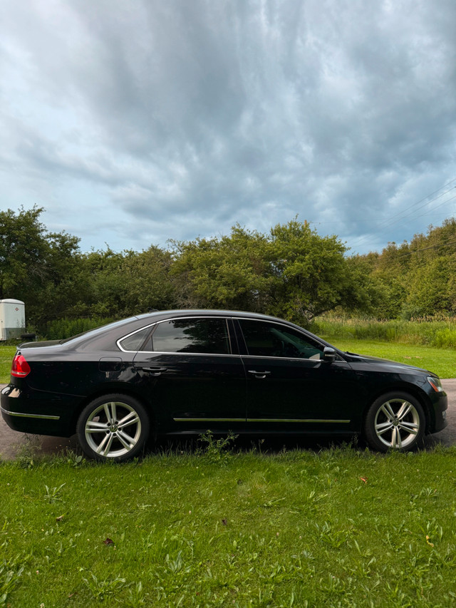 2015 Volkswagen Passat TDI in Cars & Trucks in Oshawa / Durham Region - Image 2