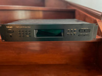 AM/FM Stereo Tuner