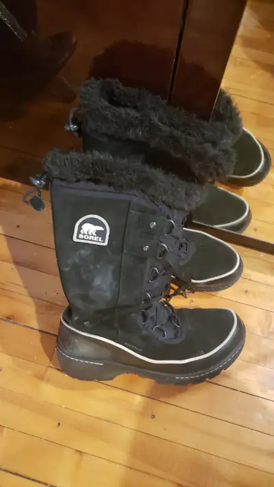 Sorel winter boots for women size7.5, View more
