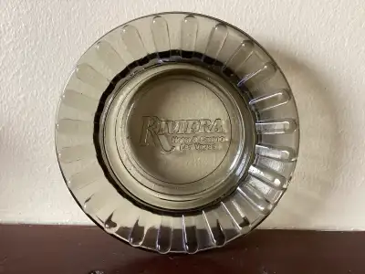 A nice ashtray to add to your Los Vegas casino collection. This clear ashtray is turning purple but...