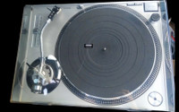 Technics SL-1200MK@ silver turntable with all original component