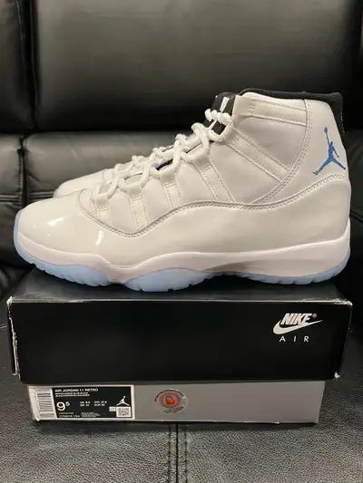 Air Jordan 11 Retro • Legend Blue / Columbia (2024) • Size 9.5, View more