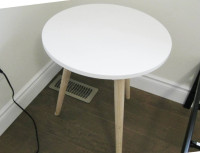 Gloss White Solid Wood Round Three Leg Side Table End Table