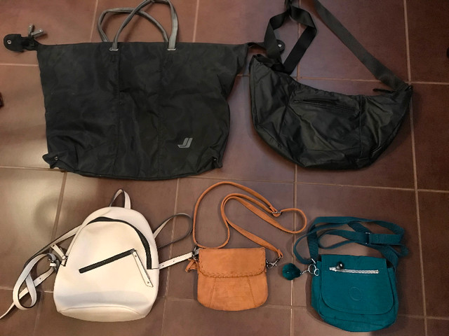 Variety of Purses in Women's - Bags & Wallets in Calgary - Image 3