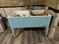 Double Metal Sink With Faucet