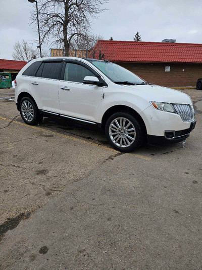2013 Lincoln MKX Clean Fully loaded 