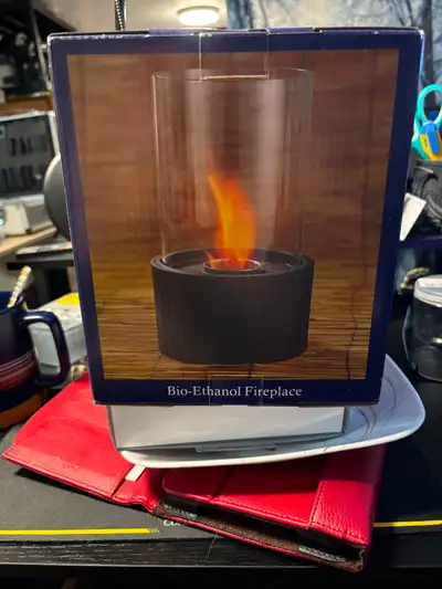 tabletop bio-ethanol fireplace Never use 25$ pas de livraison ----------------- Foyer de table au bi...