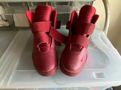 NIKE “fly steppers” , View more