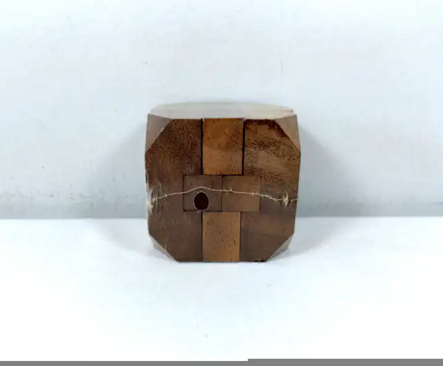Hidden Passage Handcrafted Puzzle Cube64335578996611121