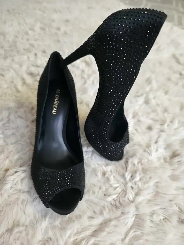 Brand New Le Château Black Rhinestone Heels - Size 36