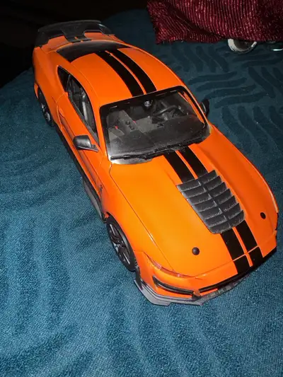 Orange brand new condition 2020 mustang shelby GT500 contact for more information.