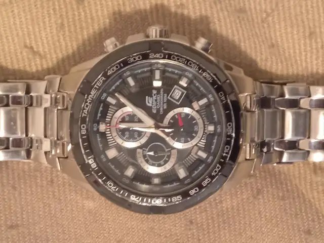 CASIO EDIFICE CHRONOGRAPHER in 10/10 EXCELLENT CONDITION63406571261697122