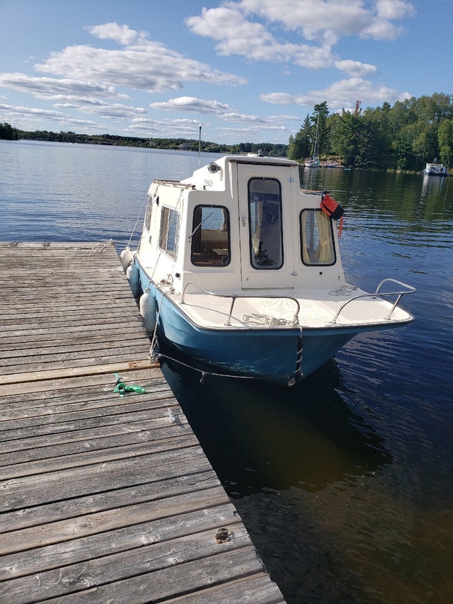 Hobo Mini Houseboat Powerboats & Motorboats Kenora Kijiji