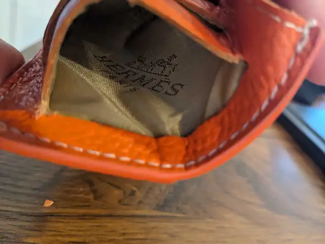 Hermés wallet in Other in Gatineau - Image 2