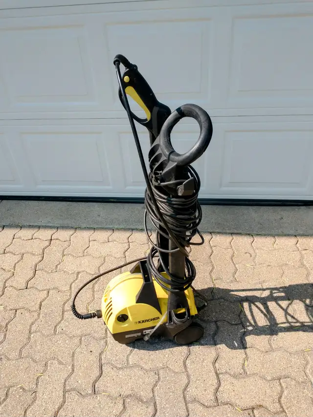 KARCHER  390 M  , 1400 PSI  Pressure Washer, 1.7 GPM with62863270429314125