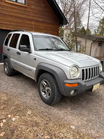 Jeep is in excellent mechanical condition with new water pump/serp belt/tensioner/ball joints/tie ro...