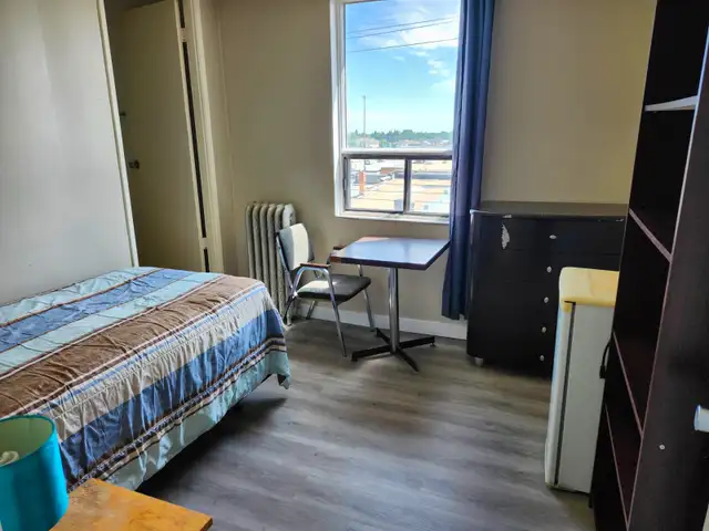 Furnished single bachelor- all utilities included-pet friendly