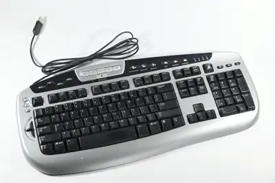 Microsoft Digital Media Pro USB Wired Keyboard Model1031 KC-0405, View more