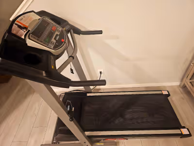 Get ready to elevate your fitness game with this Tempo 611T treadmill! It's perfect for walkers and...